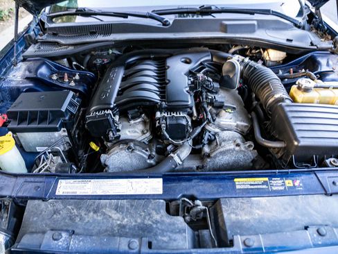 Used 2005 Chrysler 300 Touring image 35