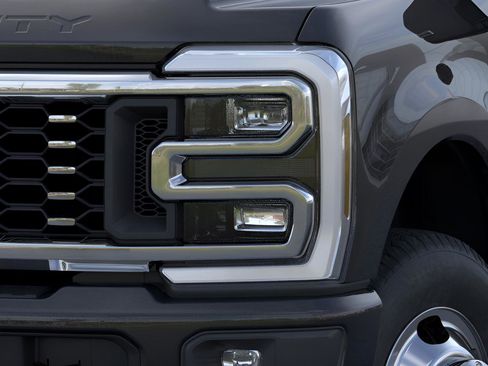 New 2026 Ford F350 Platinum AWD/4WD image 19