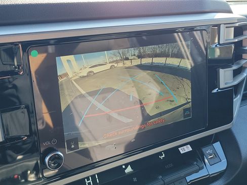 New 2026 Toyota Tundra SR5 w/ SR5 Convenience Package image 31