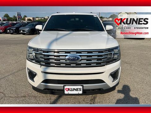 Used 2019 Ford Expedition Limited w/ Equipment Group 301A AWD/4WD image 2