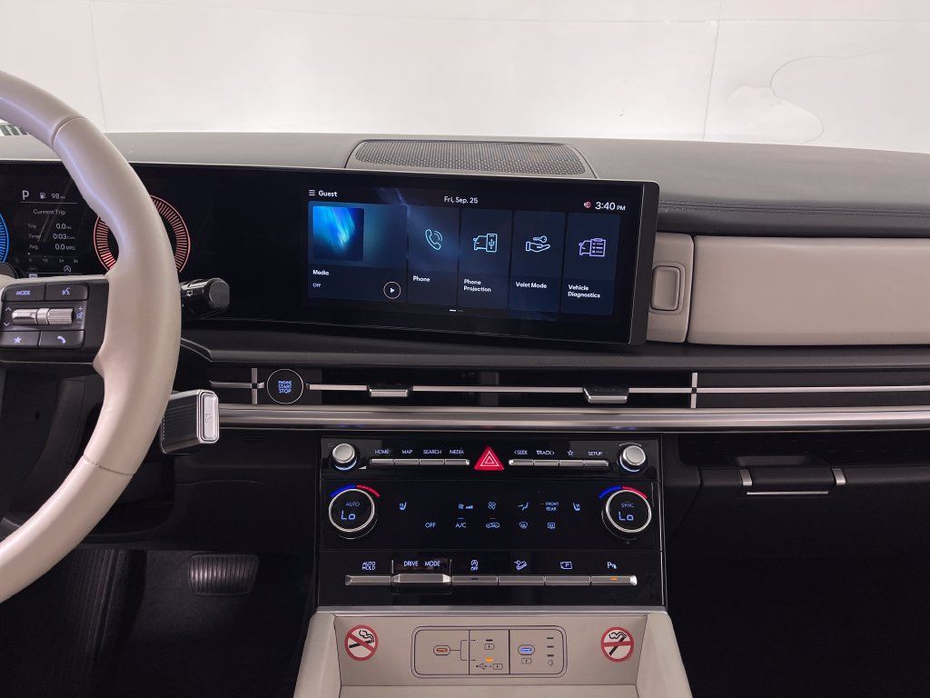 Certified 2026 Hyundai Santa Fe SEL FWD image 17