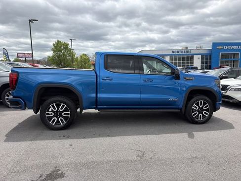 Used 2024 GMC Sierra 1500 AT4 w/ AT4 Premium Package AWD/4WD image 5