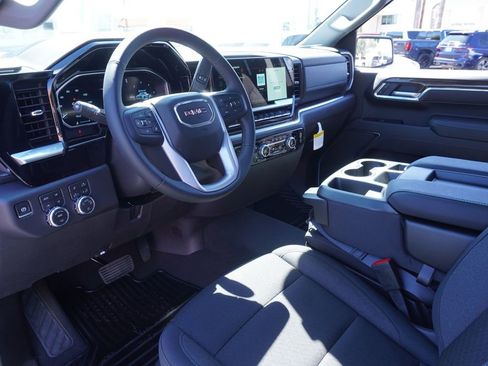 New 2026 GMC Sierra 1500 SLE w/ X31 Off-Road Package AWD/4WD image 17