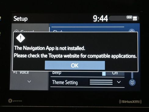 Used 2023 Toyota Camry SE FWD image 11
