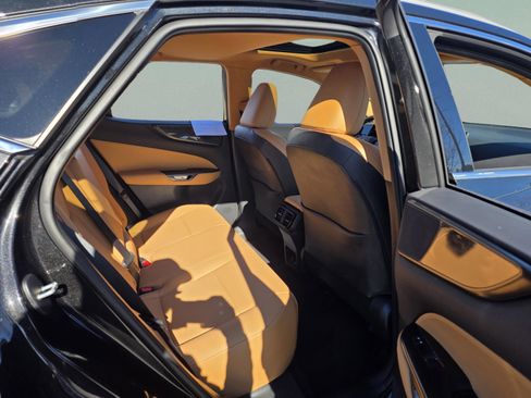 Certified 2025 Lexus NX 250 FWD w/ Premium Package image 19