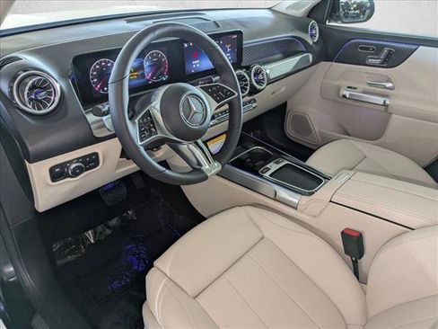 New 2026 Mercedes-Benz GLB 250 GLB 250 image 3