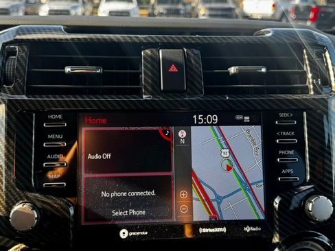 Used 2022 Toyota 4Runner SR5 Premium image 30