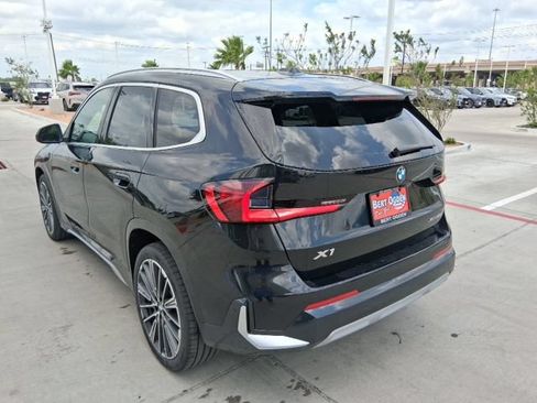 New 2026 BMW X1 xDrive28i w/ Technology Package AWD/4WD image 4