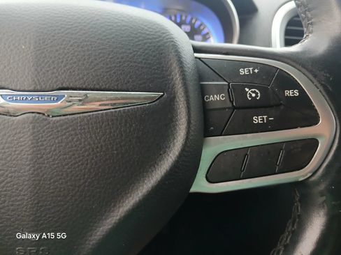 Used 2017 Chrysler 300 C AWD/4WD image 29