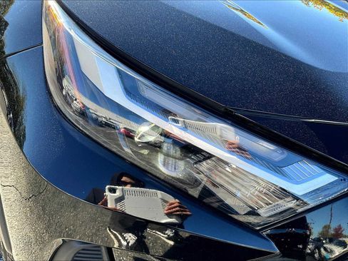 Used 2022 Toyota RAV4 XLE image 31