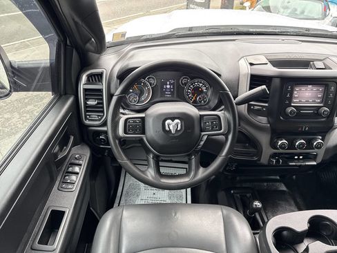 Used 2021 RAM 2500 Tradesman w/ Chrome Appearance Group image 21