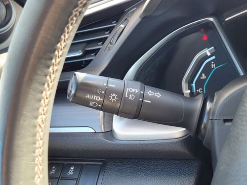 Used 2019 Honda Civic EX image 23