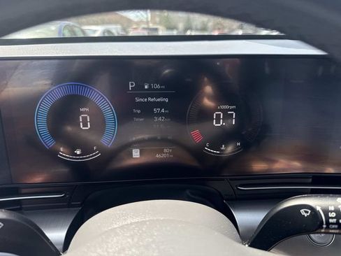 Certified 2024 Hyundai Kona SEL AWD/4WD image 32