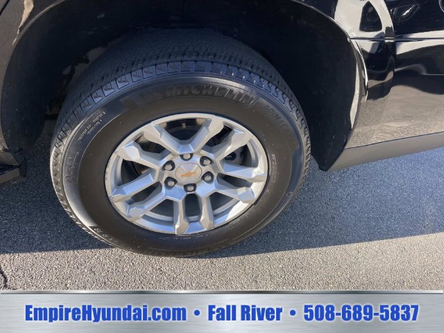 Used 2025 Chevrolet Tahoe LT AWD/4WD image 14