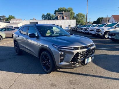 New 2026 Chevrolet Trax ACTIV w/ Sunroof Package