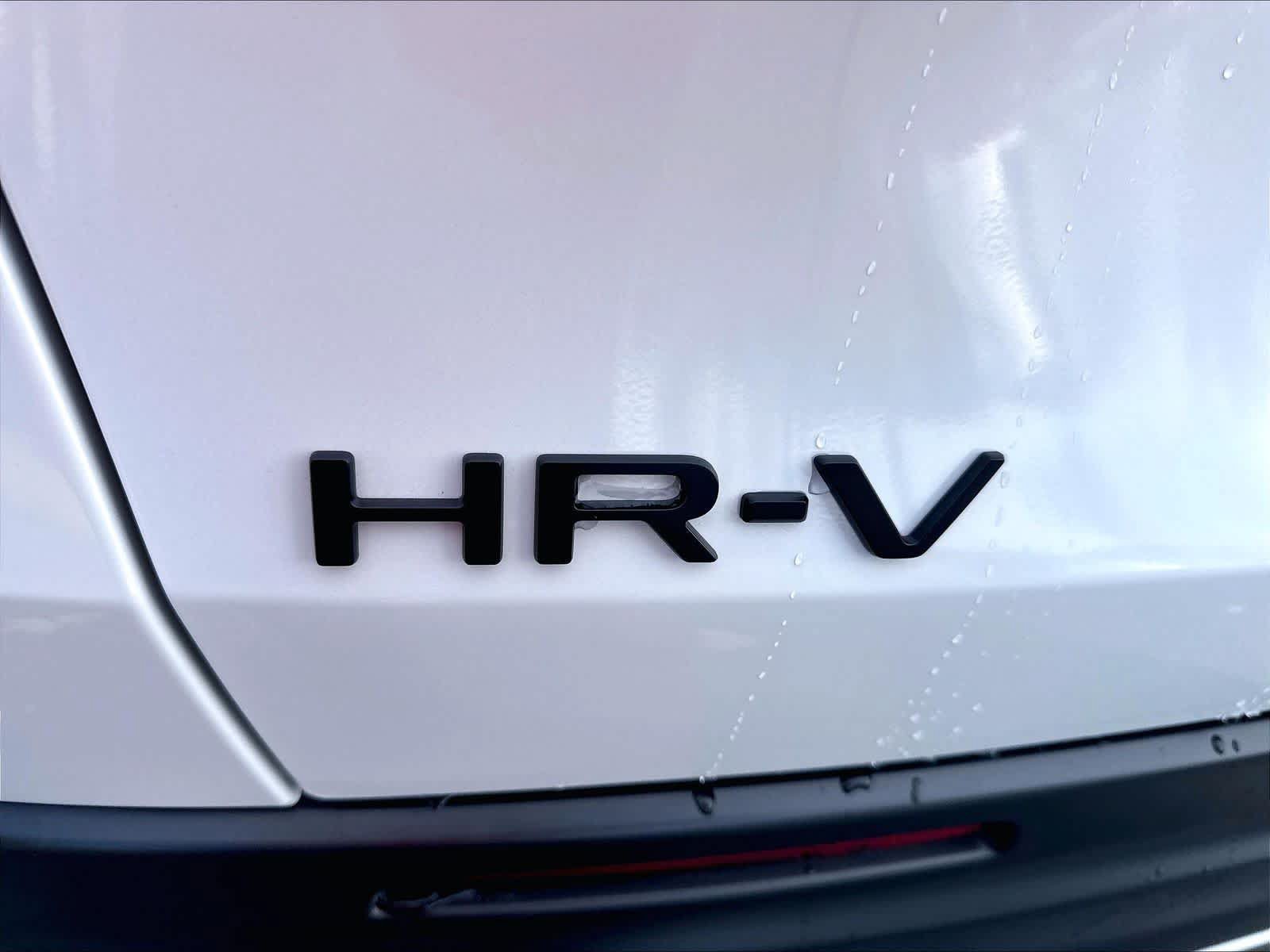 Used 2027 Honda HR-V Sport image 27