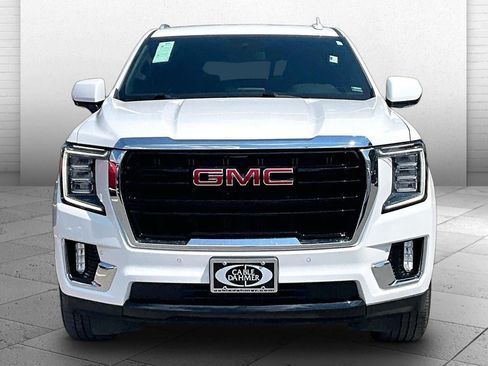 Used 2023 GMC Yukon SLE AWD/4WD image 2