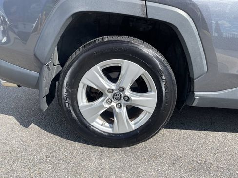 Used 2019 Toyota RAV4 XLE w/ Convenience Package AWD/4WD image 12
