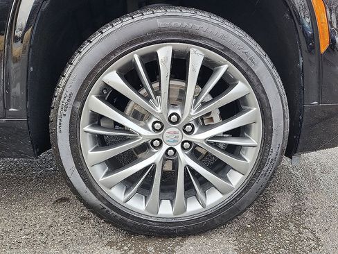Used 2025 Buick Enclave Avenir w/ Trailering Package, 5000 lbs. AWD/4WD image 8