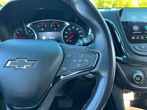 Used 2022 Chevrolet Equinox RS w/ RS Leather Package image 14