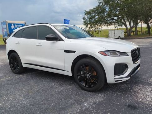 Used 2024 Jaguar F-PACE R-Dynamic S AWD/4WD image 2