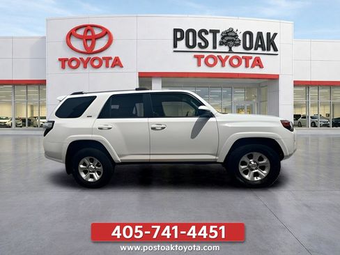 Used 2019 Toyota 4Runner SR5 RWD image 9