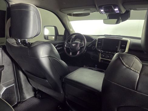 Used 2024 RAM 2500 Laramie w/ Safety Group AWD/4WD image 30