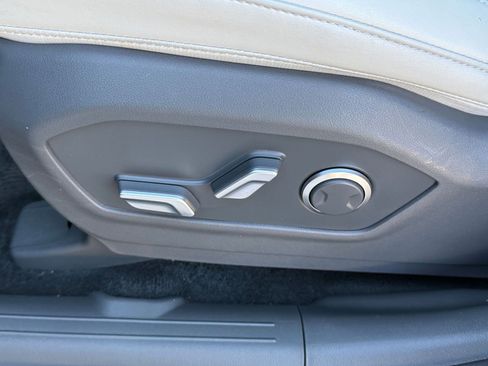 Used 2025 Hyundai Santa Fe SEL image 23