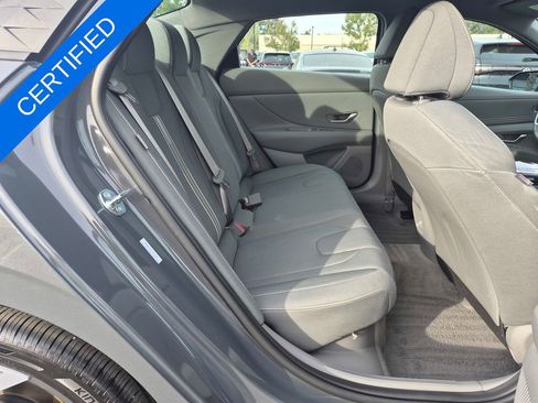Used 2025 Hyundai Elantra SEL image 26