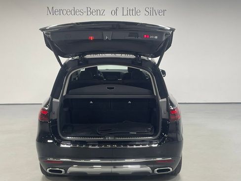 Used 2026 Mercedes-Benz GLS 450 4MATIC image 5