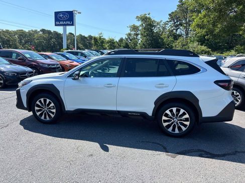 Used 2024 Subaru Outback Limited AWD/4WD image 4