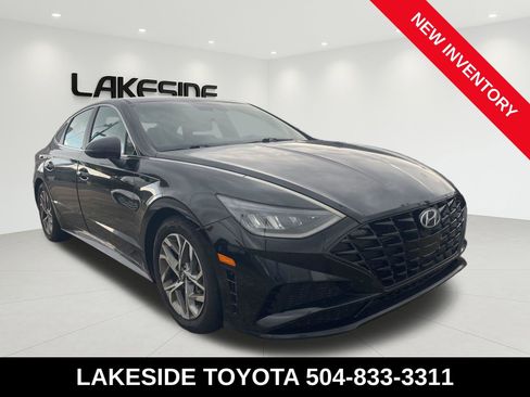Used 2022 Hyundai Sonata SEL w/ Preferred Accessory Package FWD image 4