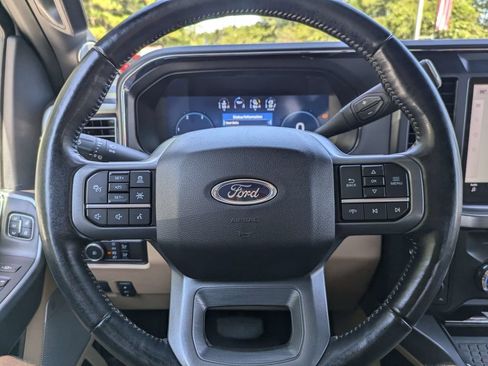 Used 2024 Ford F350 Lariat w/ Lariat Ultimate Package AWD/4WD image 29