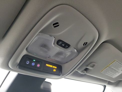 Used 2023 Chevrolet Bolt EUV Premier w/ Redline Edition image 34