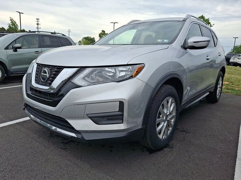 Used 2019 Nissan Rogue S w/ Special Edition Package AWD/4WD image 3
