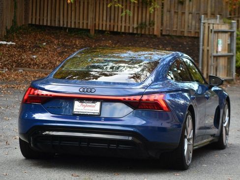 Used 2022 Audi e-tron GT Prestige w/ Prestige Package image 10