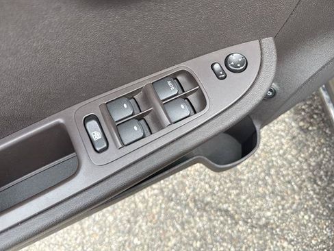 Used 2011 Chevrolet Malibu LT FWD image 14