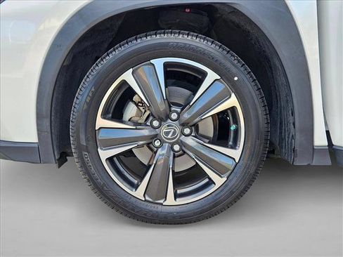 Used 2019 Lexus UX 250h w/ Premium Package AWD/4WD image 23