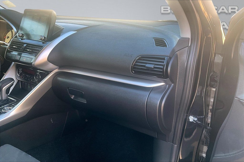 Used 2025 Mitsubishi Eclipse Cross SE AWD/4WD image 17