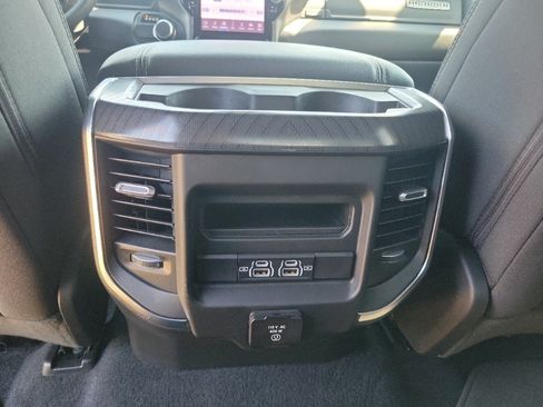Used 2025 RAM 1500 Laramie w/ Sport Appearance Package AWD/4WD image 8