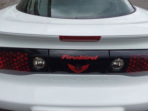 Used 2002 Pontiac Firebird Coupe w/ Opt Pkg RWD image 5