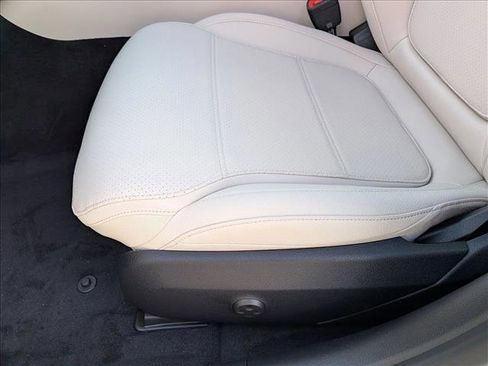 New 2026 Mercedes-Benz C 300 Sedan image 4