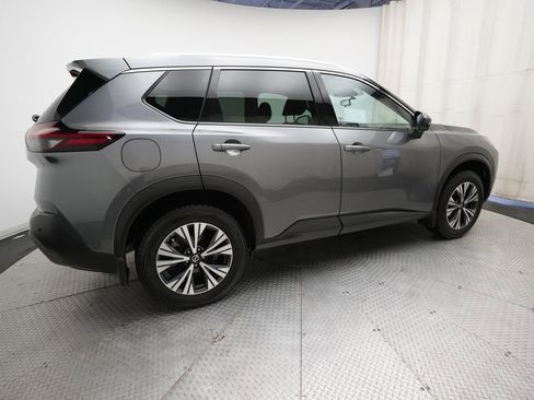 Used 2021 Nissan Rogue SV image 35