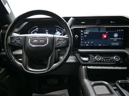 Used 2024 GMC Sierra 2500 AT4 w/ AT4 Premium Plus Package AWD/4WD image 16