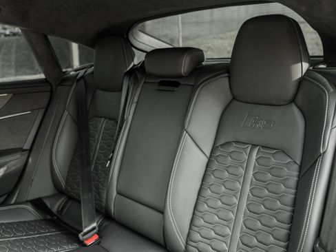 Used 2022 Audi RS 7 Sportback w/ Black Optic Package image 26