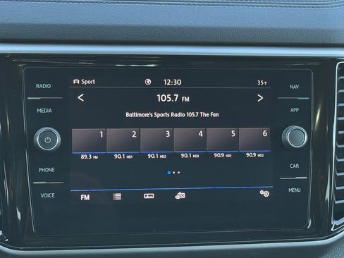 Used 2020 Volkswagen Atlas Cross Sport SEL Premium image 14