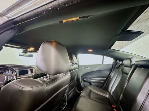 Used 2021 Dodge Charger SXT w/ Leather Interior Group image 12
