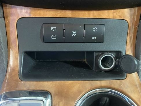 Used 2011 Buick Enclave CX w/ Driver Confidence Package FWD image 38