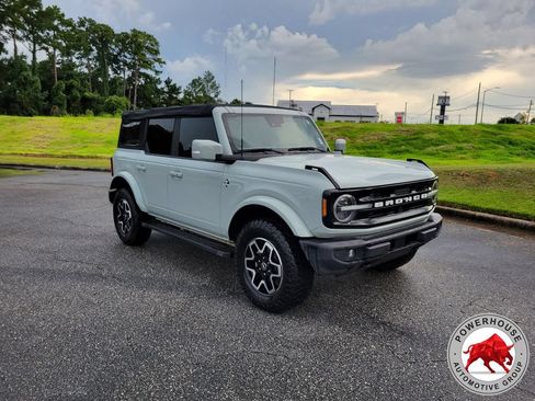 Certified 2022 Ford Bronco Outer Banks AWD/4WD image 8