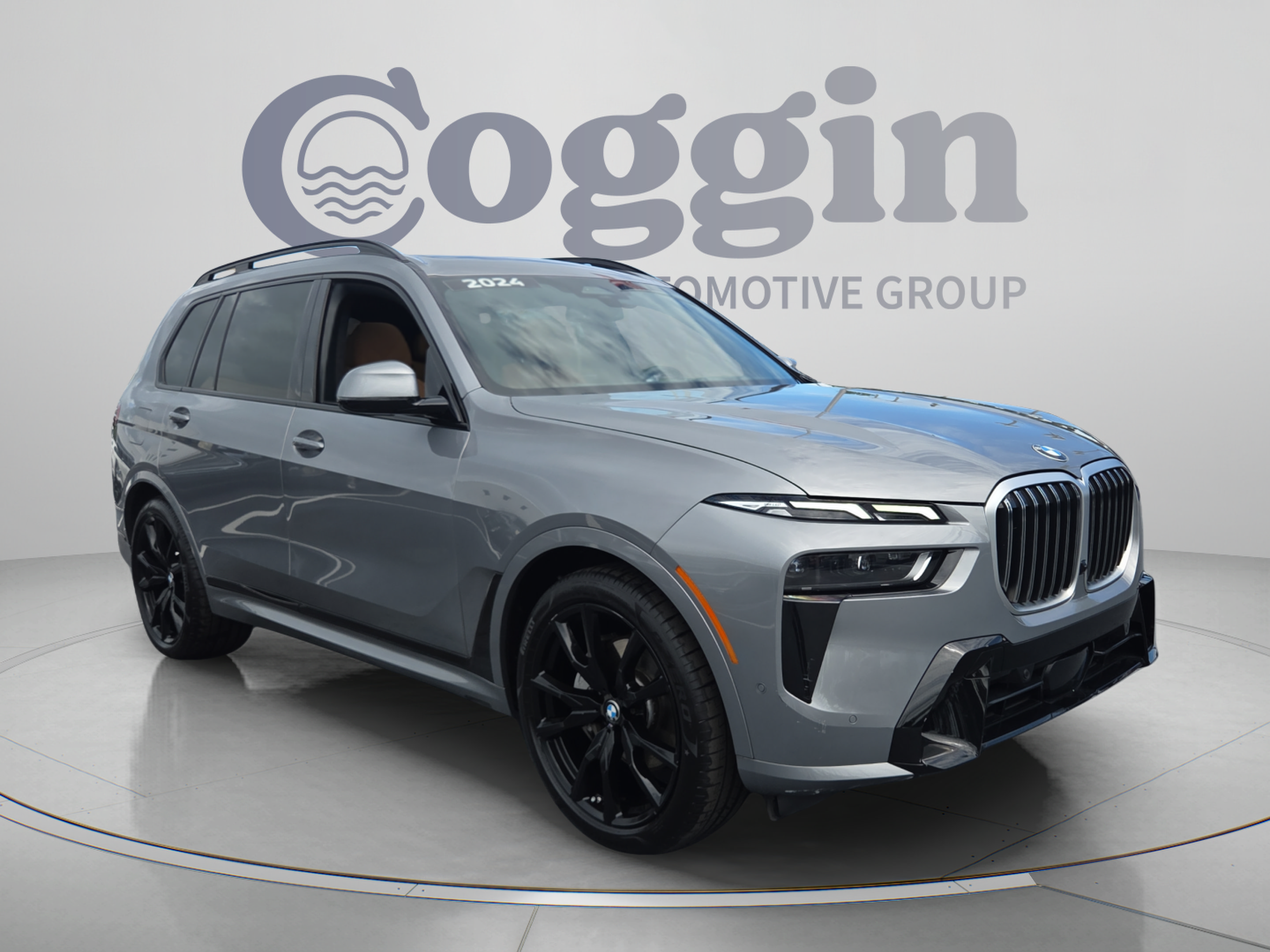 Certified 2024 BMW X7 xDrive40i w/ M Sport Package AWD/4WD image 7
